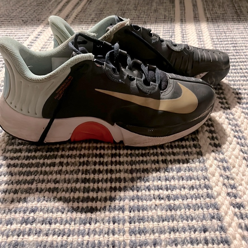 Nike zoom, tennis shoes